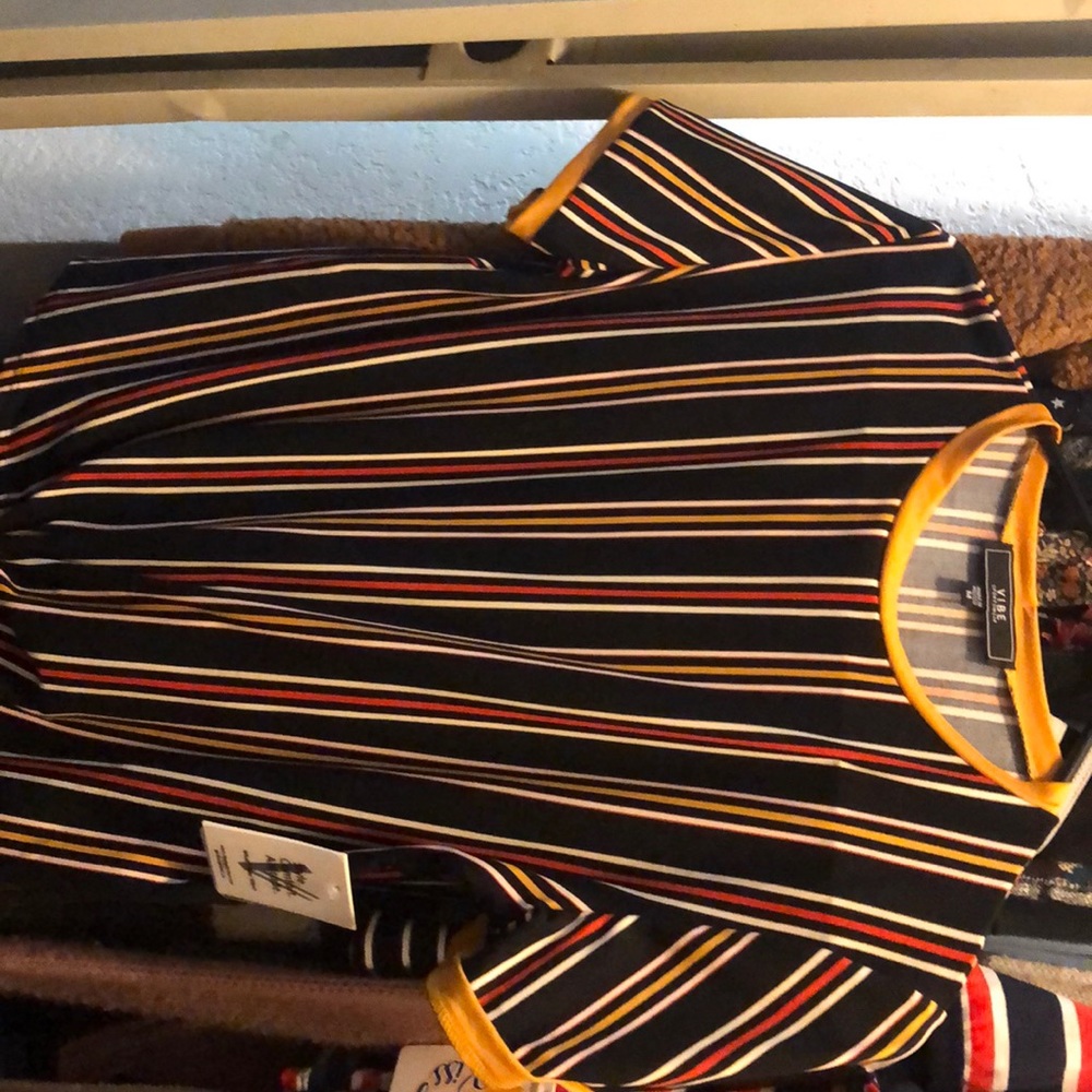 vibe sportswear shirt